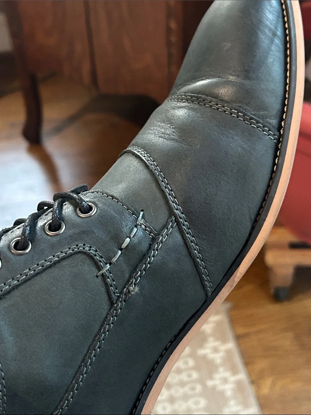 Kunsto Men's Dark Grey Leather Cap-Toe Lace-Up Shoes